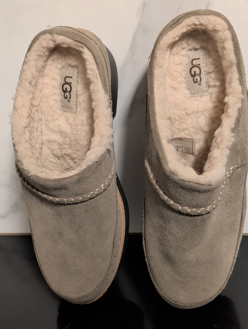 UGG Women's Lynwood Clog Slip-On Mule - Olive Size 8 Used Exc - Picture 6 of 9